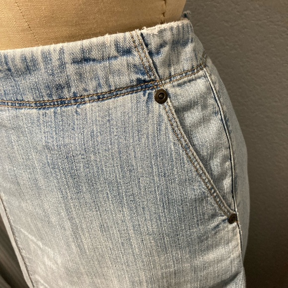 J. Crew Denim Modest Midi Skirt - Blue Size 4 - Picture 5 of 6